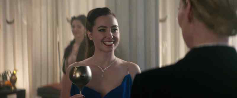Oui, Miss Becker. Very happy. -Wonderful