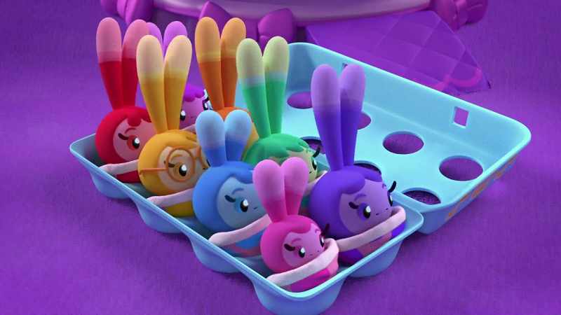 �� Our own royal blankies so fluffy and snug ♪