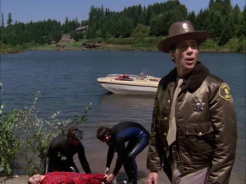 Over here, Sheriff!