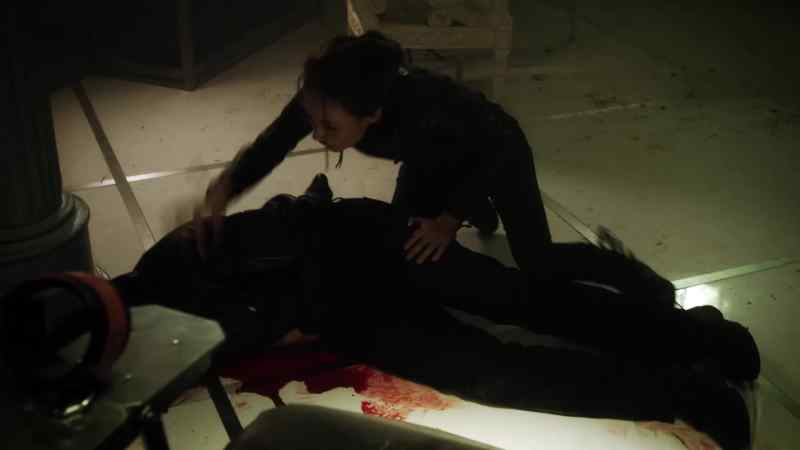 Owen's hurt! I need help!