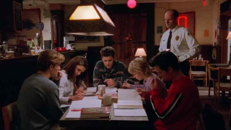 Pacey, what are you doing here?