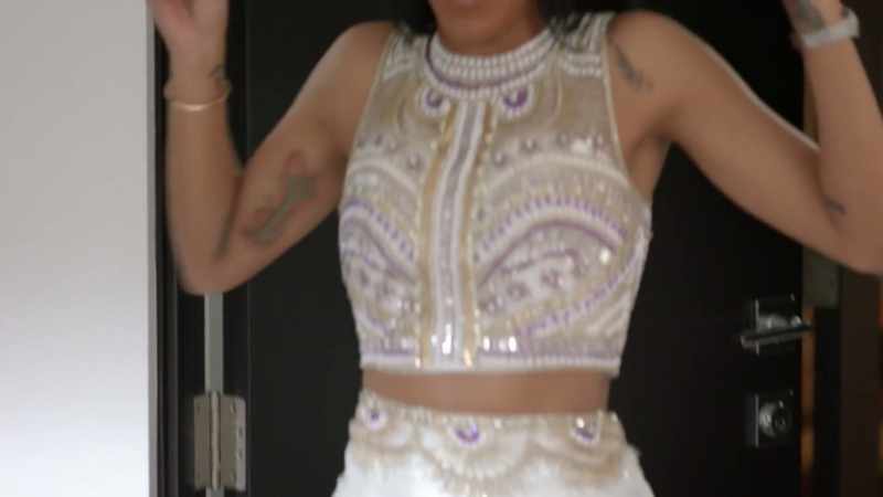 � Here comes the bride ¶ - Damn!