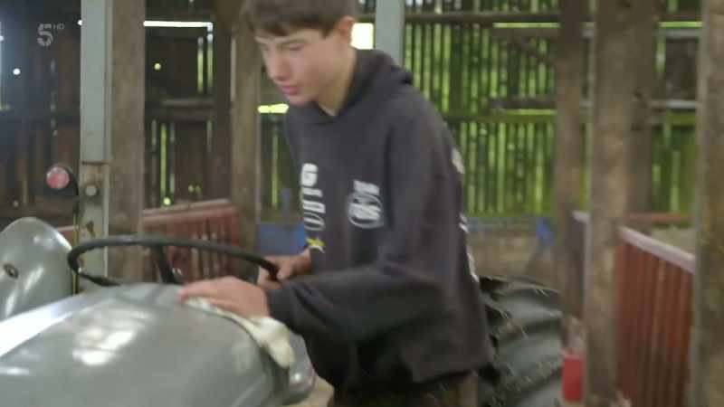 Paraffin and oil is good for the tin work