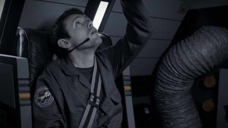 Paris-Washington, a control surface problem