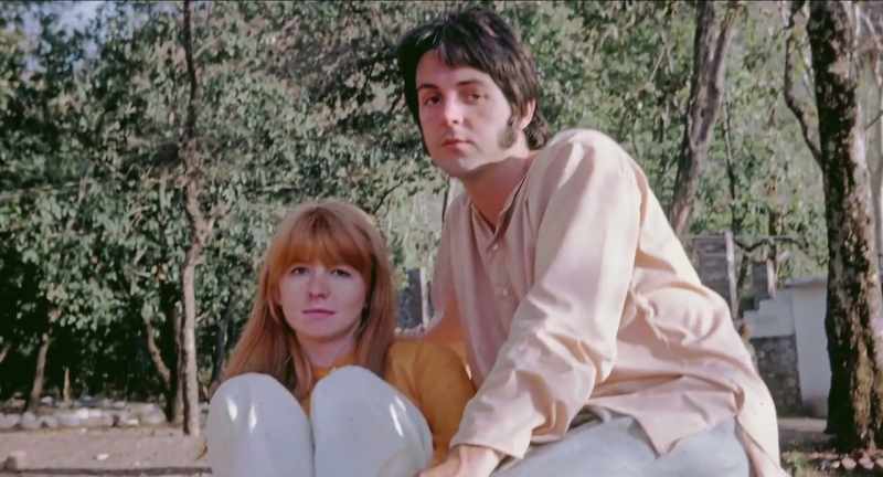 Paul McCartney and his girlfriend, Jane Asher