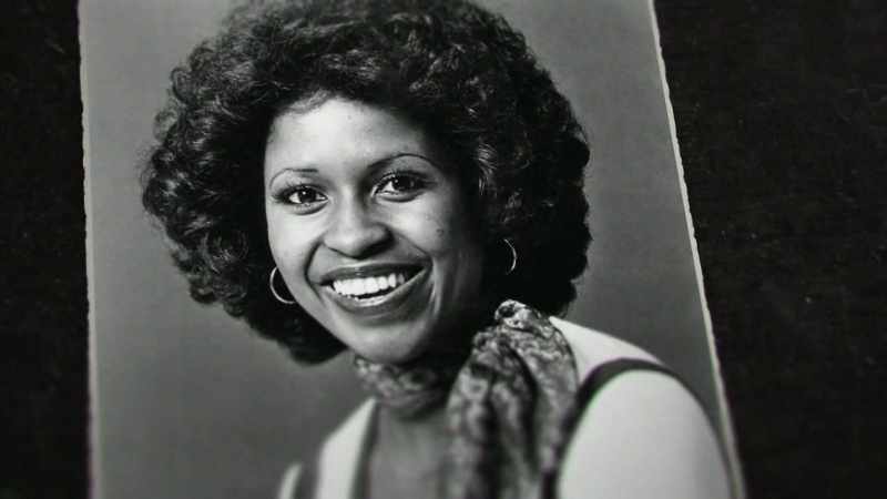 Paulette was very beautiful, and she knew everything