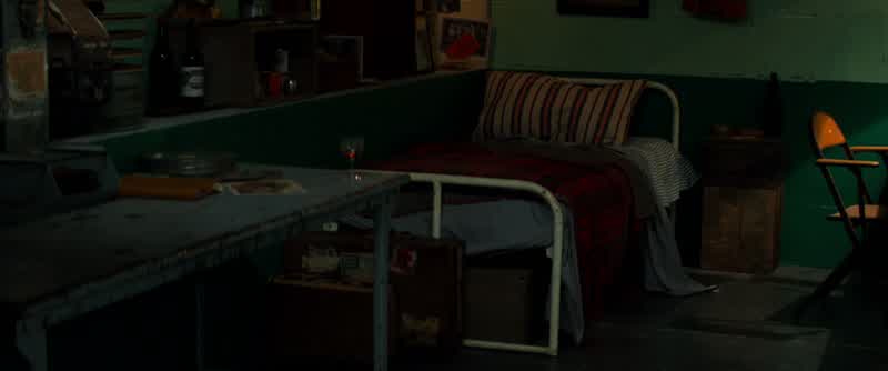 PEARL: Do you live in here?