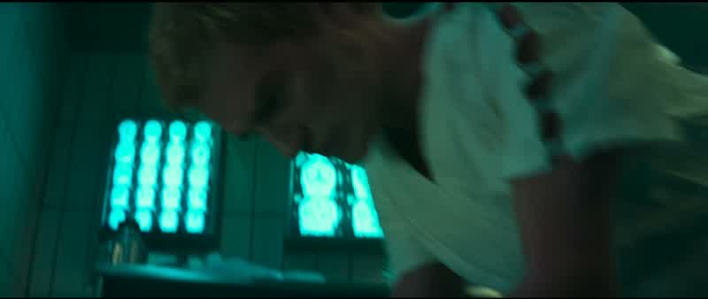 Peeta! Peeta! Get off! Get off of her! Let go!