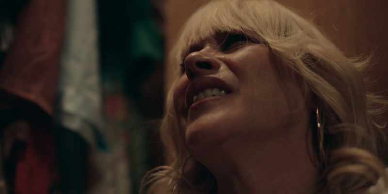 [Peggy singing, slurring]