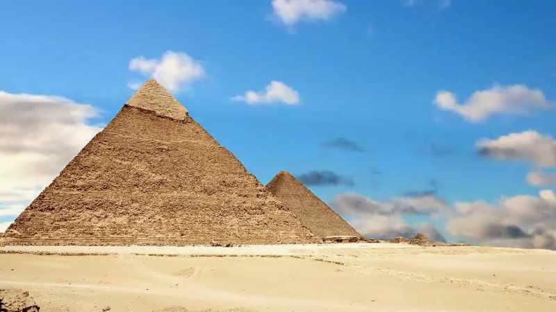 People when faced by the pyramids