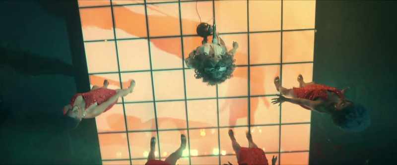 �� People say I'm free ♪