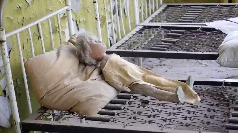 People still take things from the dead city as souvenir