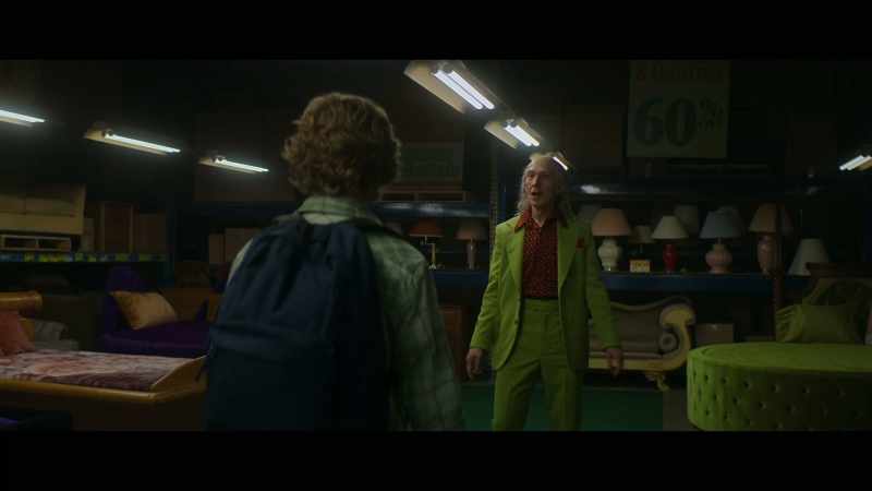 [Percy] I'm really not interested... - They show you how to fit