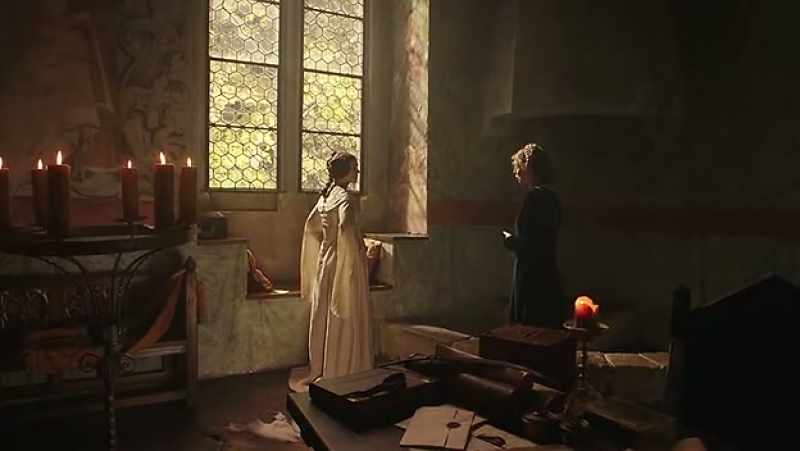 Perhaps Queen Elena was more struck