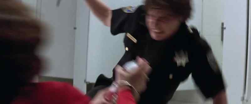 [PETER SCREAMING]