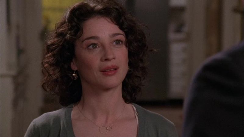 Peyton, what do I do? - Just kick him!