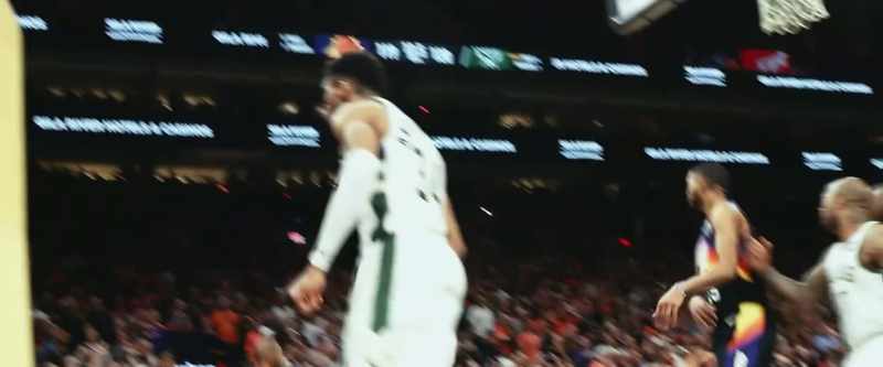 Phoenix has to foul