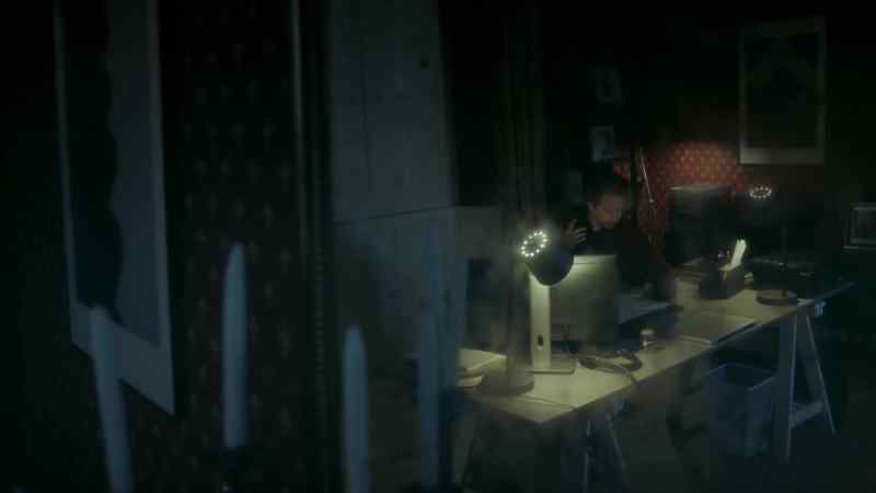 PHONE RINGING OUT