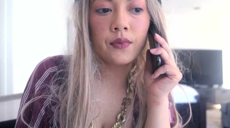 (phone ringing)