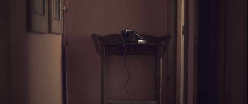 (phone rings)