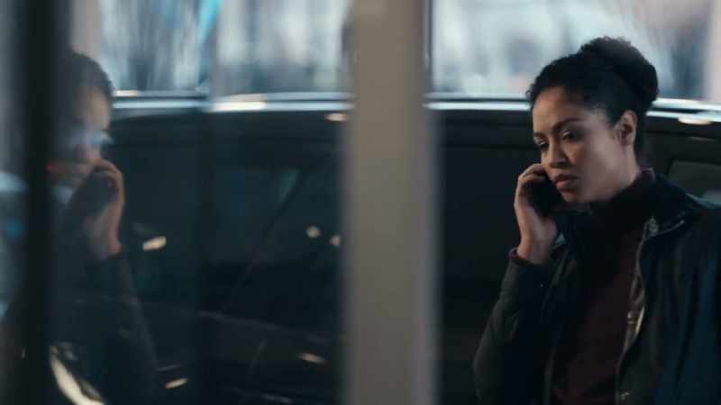 (phone rings)