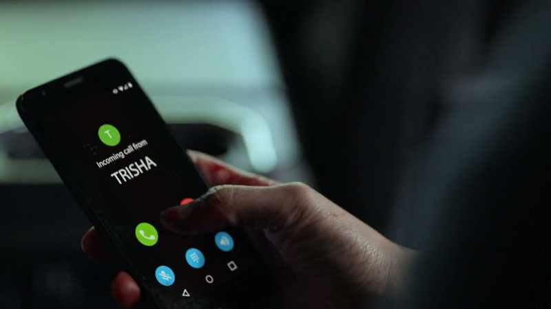 (phone rings)