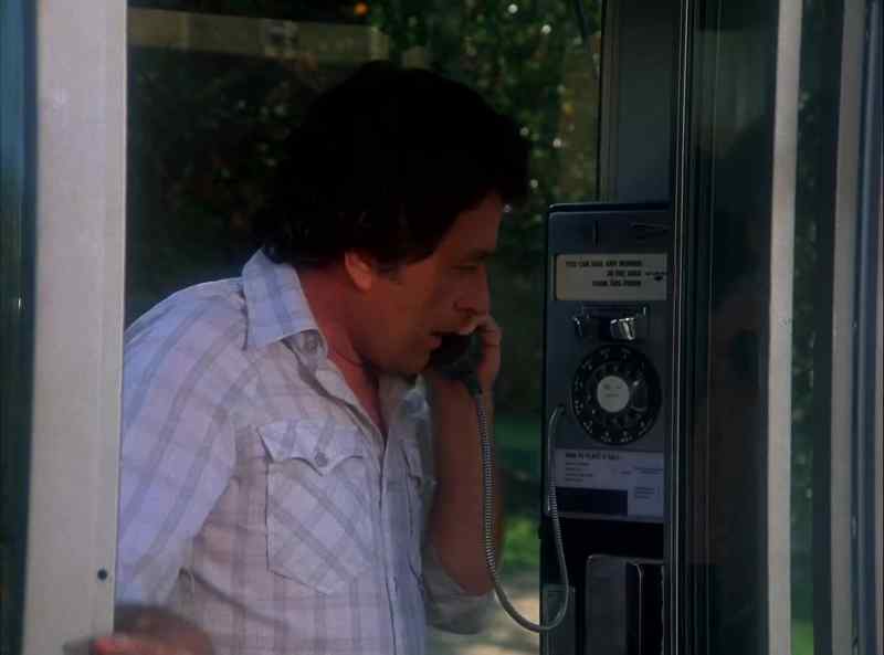 (PHONE RlNGlNG)