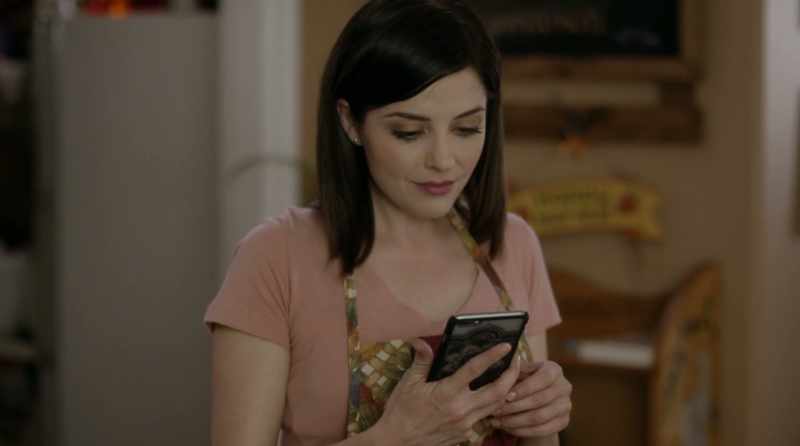 [PHONE TEXT CHIMES]