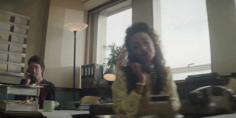 PHONES RING We love Nolly