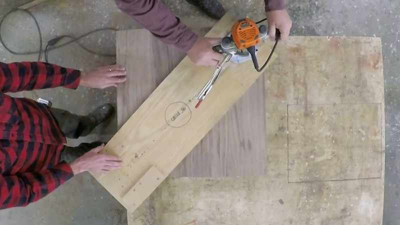 piece-of-walnut-into-a-circle-in-one-fell-swoop