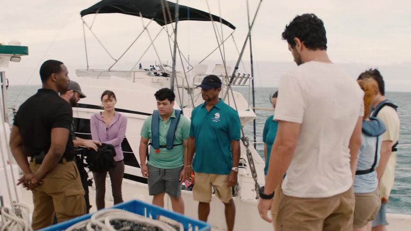 PIRATE: Everyone get in a straight line