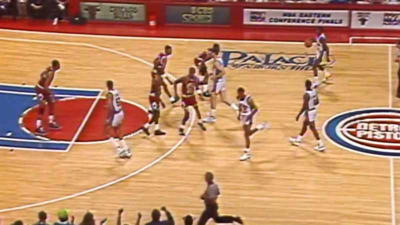 Piston ball