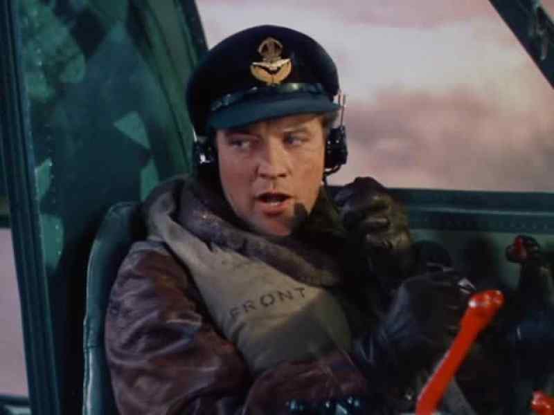 Plane 21, hold your position
