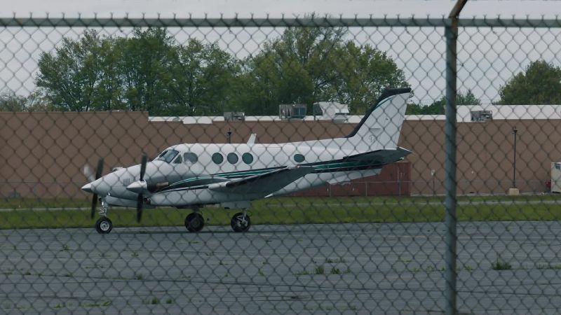 Plane's just sitting there. I don't see any movement