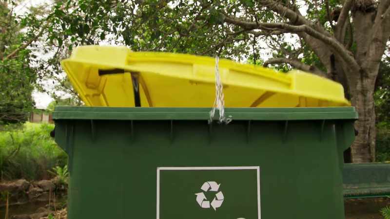 [plastic banging]