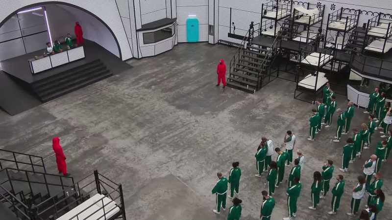 Player 087, you may now open your box