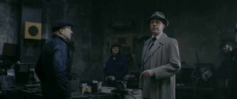 Please come to the police station. - No way. I'm working