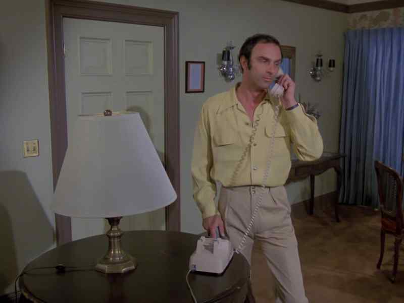 Please, hold all calls. Thank you