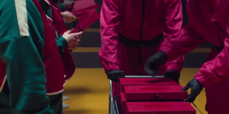 Please open your boxesand inspect their contents