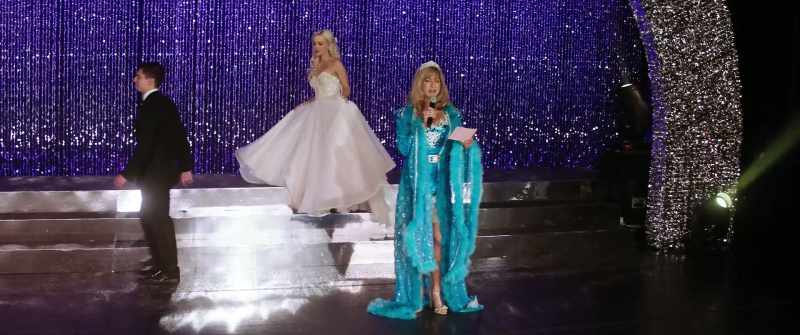 Please welcome Miss Ellen Dryver