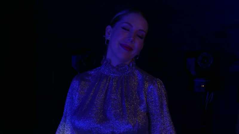 Please welcome on stage, the wonderful Katherine Ryan!