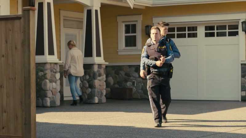 [police radio chatter]