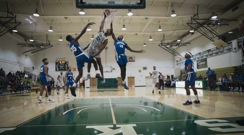 Polynice to a cutting Allen with a tomahawk jam