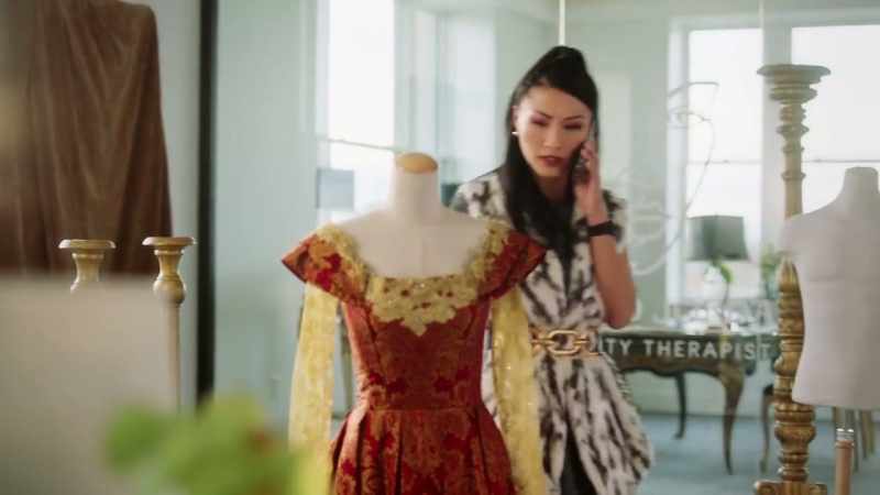 Poppy, eşti acolo? - Da. Ne ocupăm, nu te teme