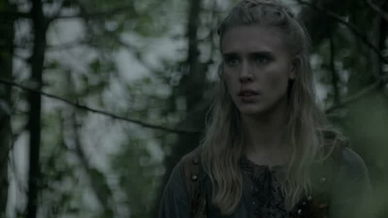 PORUNN: - FLOKI