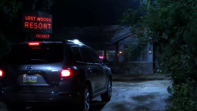 PREVIOUSLY ON PRETTY LITTLE LIARS