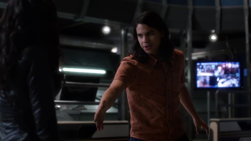 Previously on The Flash... I'm Cisco, by the way
