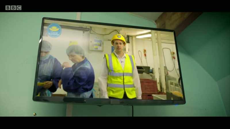 Processing and distributing up to 20,000 bananas a day