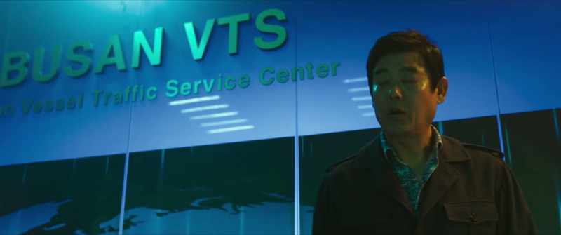 Project the vtos on the front screen and prepare the setup