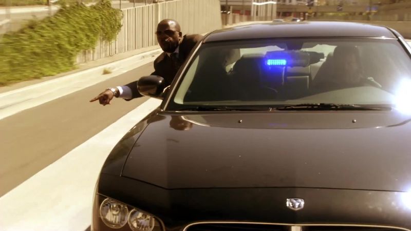 Pull over! Move!